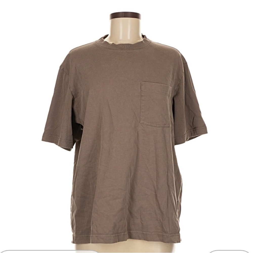 Abercrombie & Fitch Premium Elevated Tee. Medium. Excellent condition.